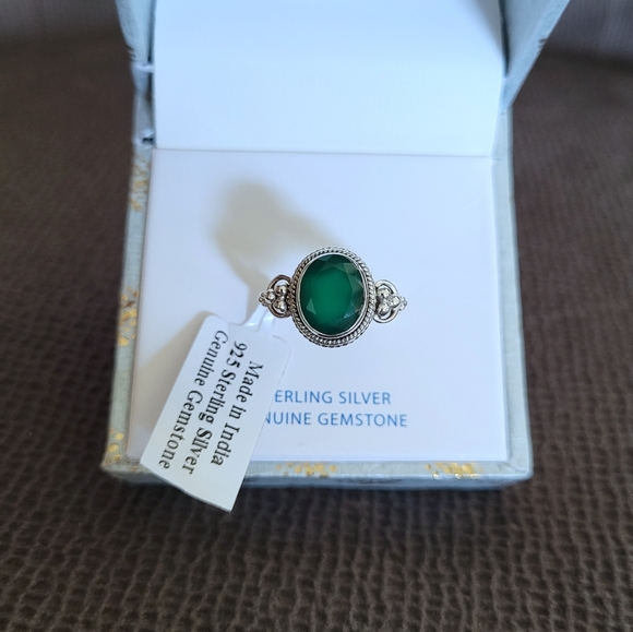 Shivam Jewelry - Shivam Oval Shaped Green💚 Onyx Ring💍 - NIB